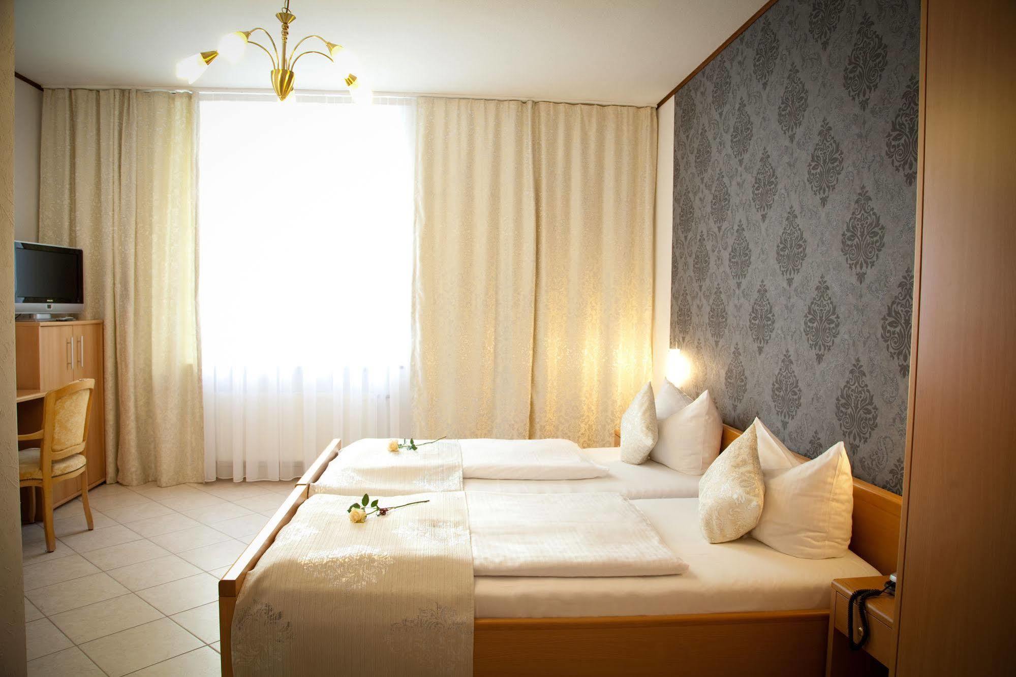 Hotel Engelbert Düsseldorf Dış mekan fotoğraf